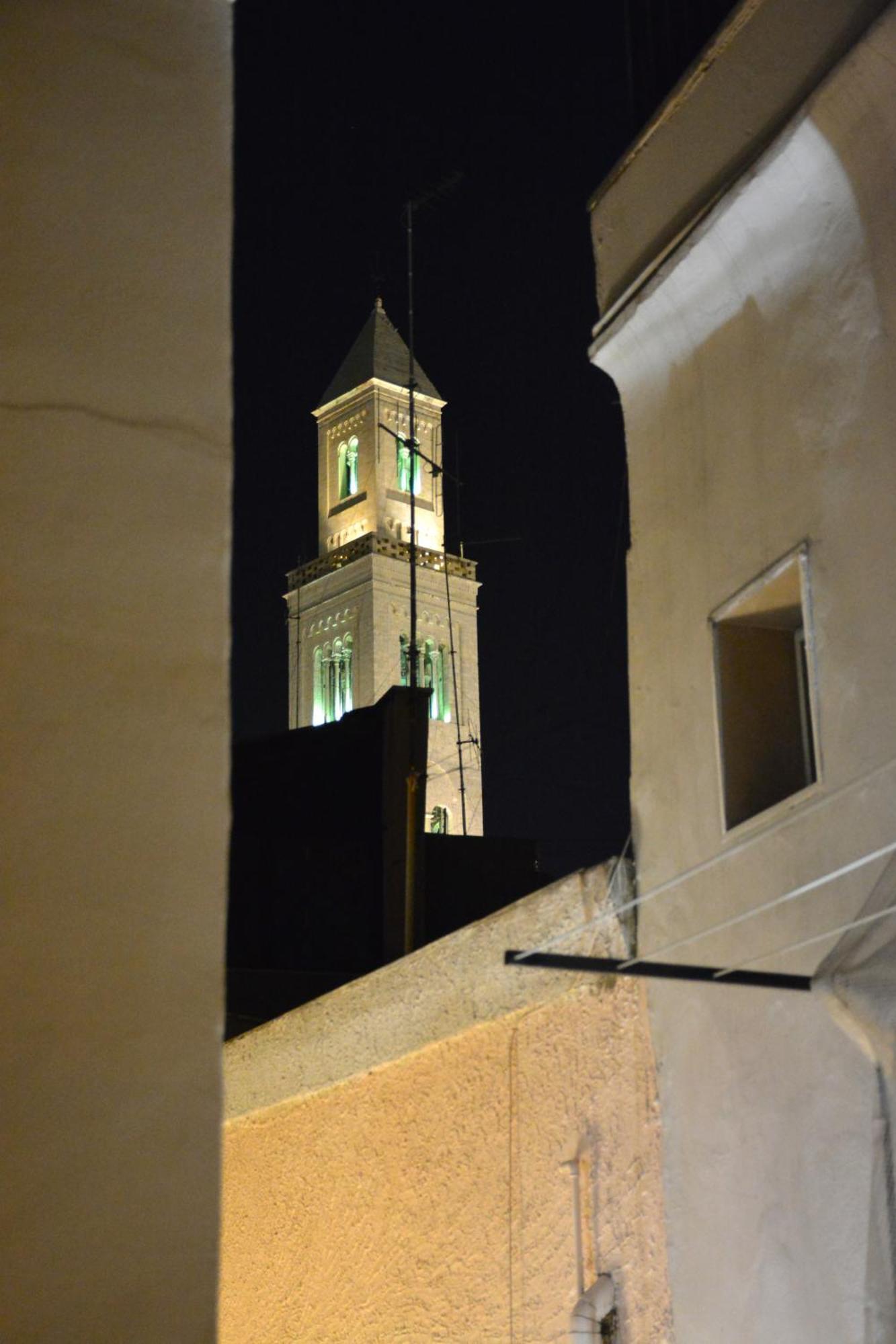 Casa Chloe - Vicino Al Porto E Basilica San Nicola Apartment บารี ภายนอก รูปภาพ