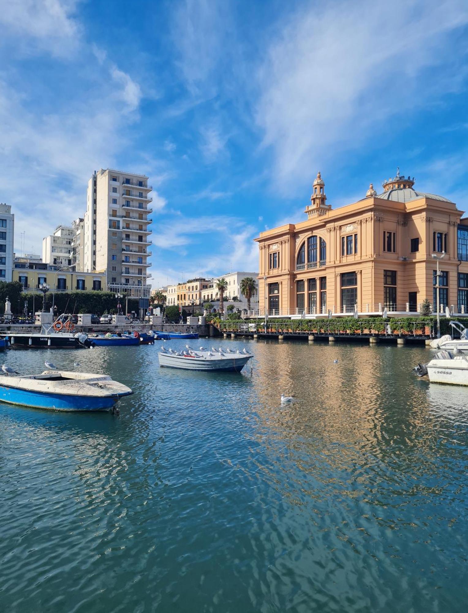 Casa Chloe - Vicino Al Porto E Basilica San Nicola Apartment บารี ภายนอก รูปภาพ