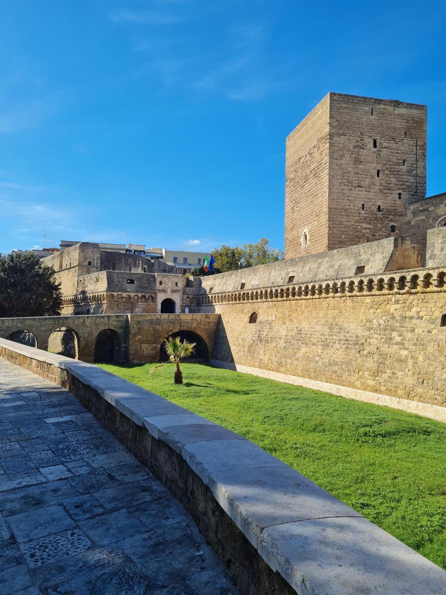 Casa Chloe - Vicino Al Porto E Basilica San Nicola Apartment บารี ภายนอก รูปภาพ